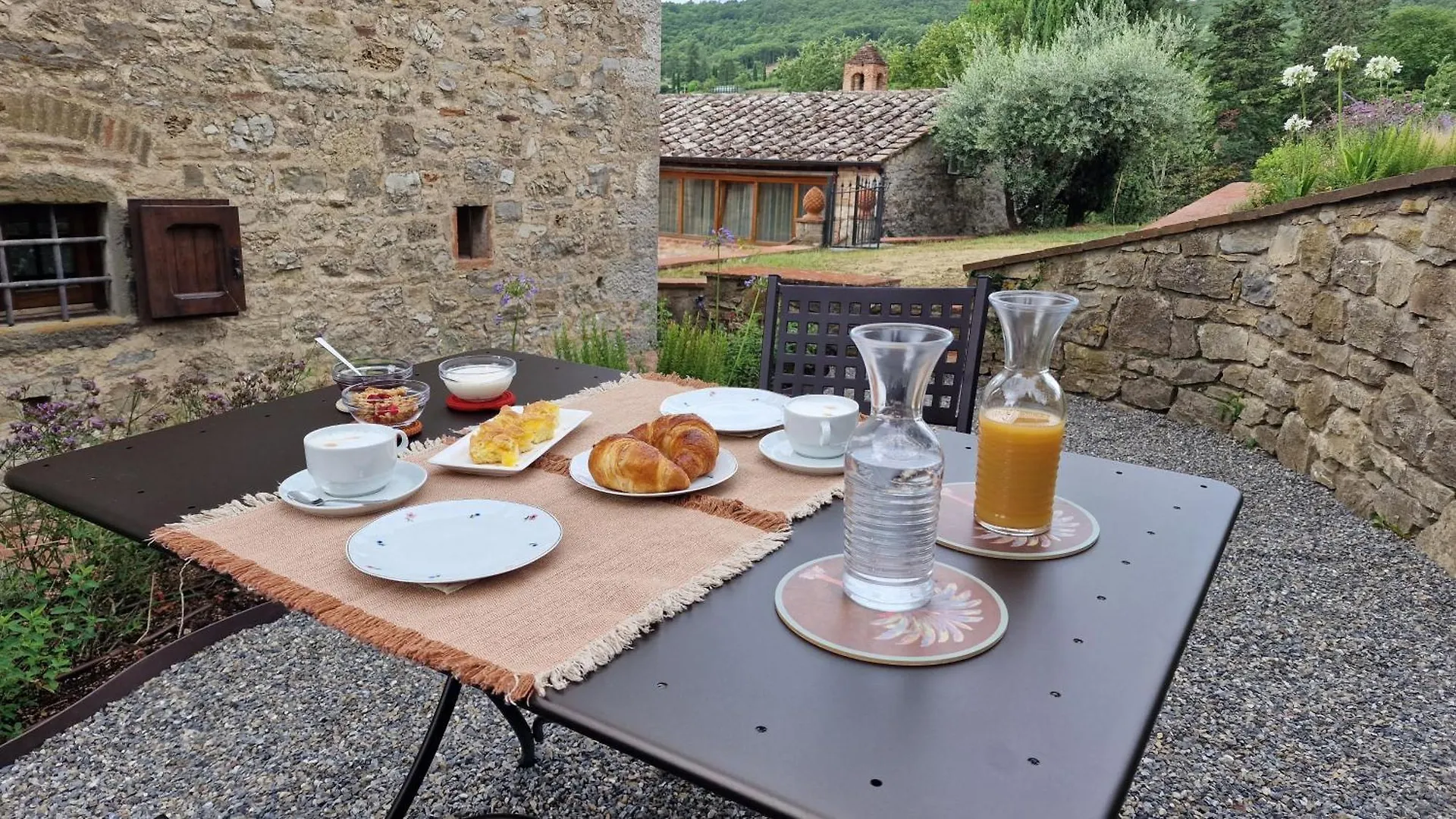 La Corte Del Chianti Classico Gaiole in Chianti Apart Otel